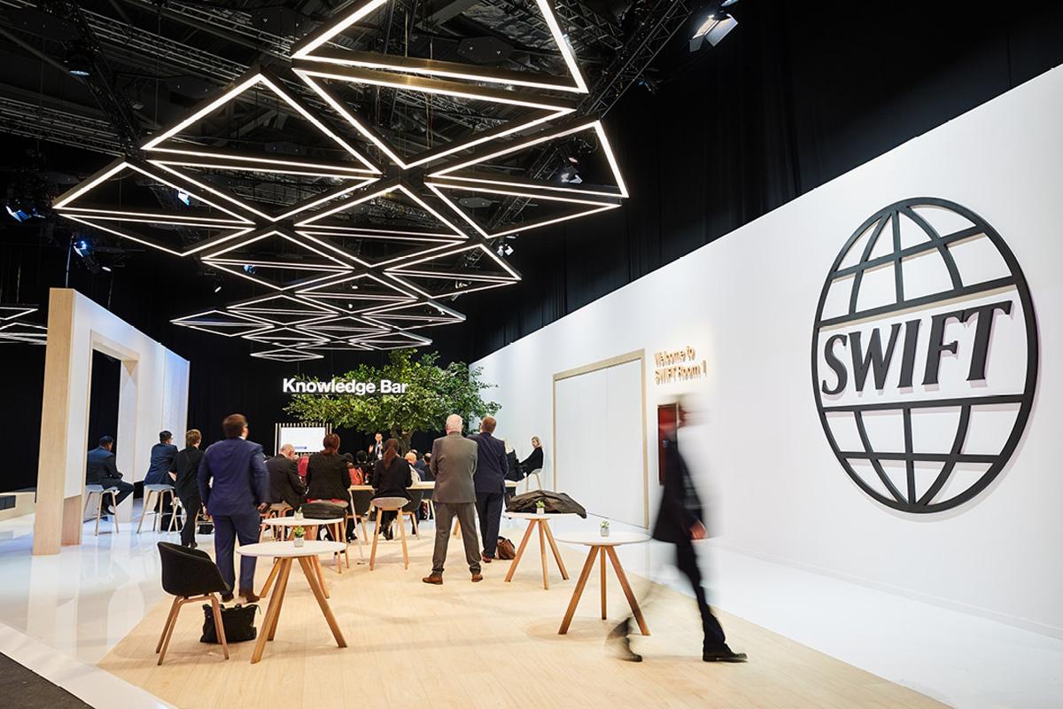 StoneX 加入 SWIFT 平台合作伙伴计划，客户可直连 API 获取跨境支付实时数据