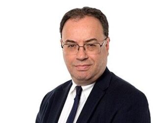 英国央行33年来最大加息，交易者为何应关注？