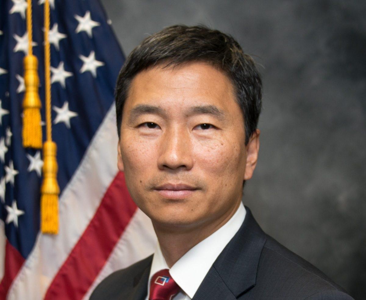 CFTC任命DEA前CFO Jeffrey Sutton为执行董事