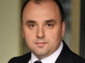 Admirals首席销售官Roman Krutyanskiy离职，管理委员会成员减至三人