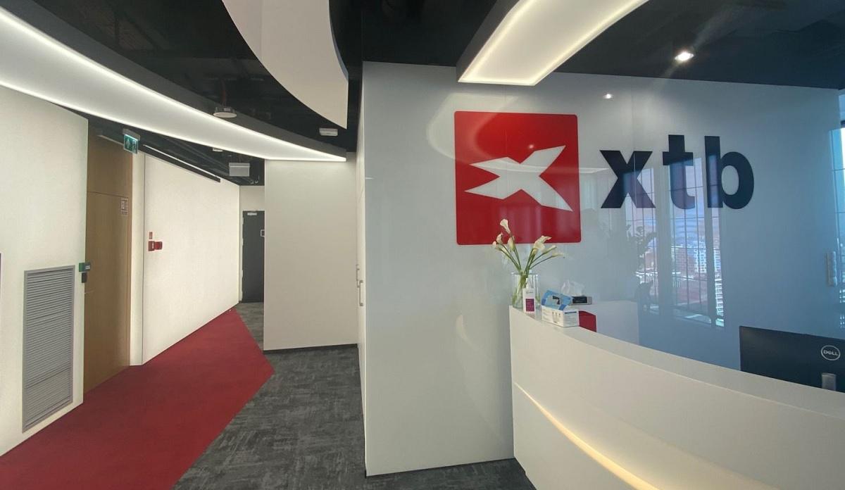 XTB股价创历史新高,2022年利润75%用于分红和回购