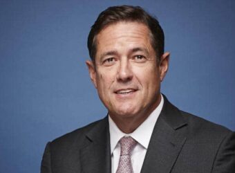 FCA 对前巴克莱 CEO Jes Staley 处以罚款并实施禁业