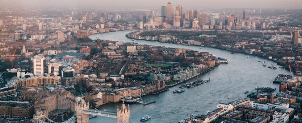 Amana将其英国FCA持牌实体Amana Financial Services UK Limited出售给11:FS Holdings 专注MENA业务 英国子公司更名为Kinsworth Inve