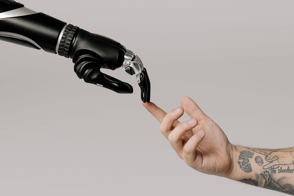 为何电商品牌转向 Humanizer 工具以打造更真实的内容